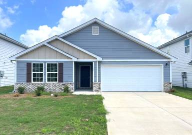 Main picture of 109 Creek Bluff Trl