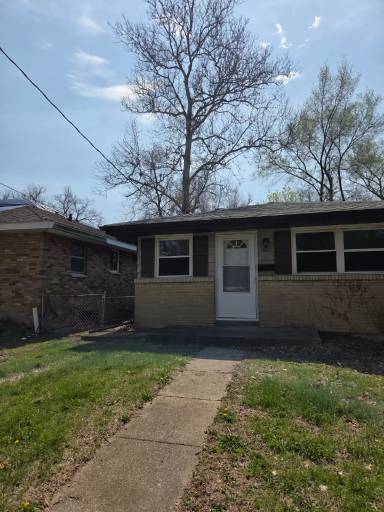 Main picture of 1022 W Thrush Ave