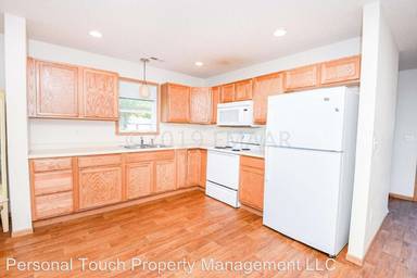 Main picture of 621 10th Ave N