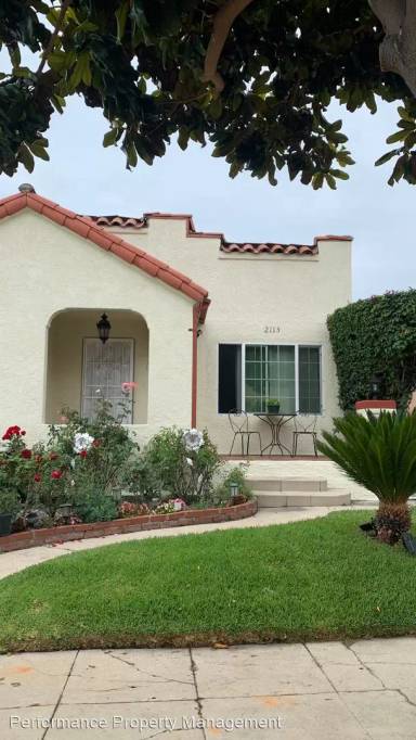 Main picture of 2113 S Rimpau Blvd