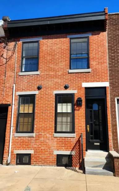 Main picture of 105 McClellan St