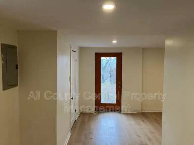 Main picture of 2725 23rd St W