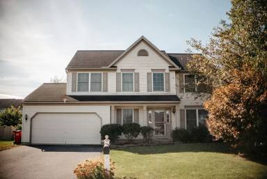 Main picture of 20 Limestone Ln