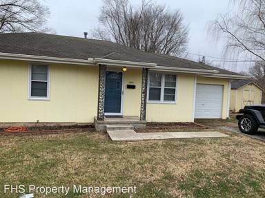 Main picture of 2901 W Walnut St