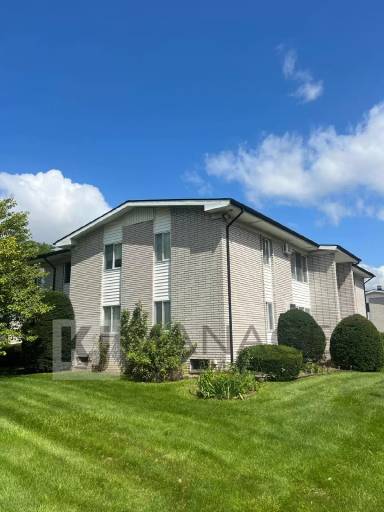 Main picture of 26780 Joy Rd