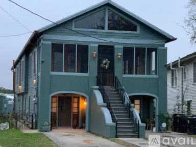 Main picture of 1808 Moss St
