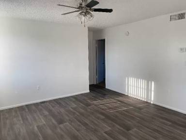 Main picture of La Aloma Apartments