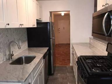 Main picture of 147 Main St
