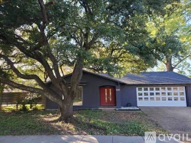 Main picture of 8208 Daleview Dr