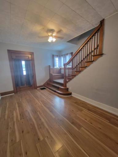 Main picture of 424 N. Main St. - A