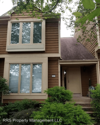 Main picture of 1060 Nicklaus Ct