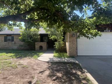 Main picture of 3708 Harmony St