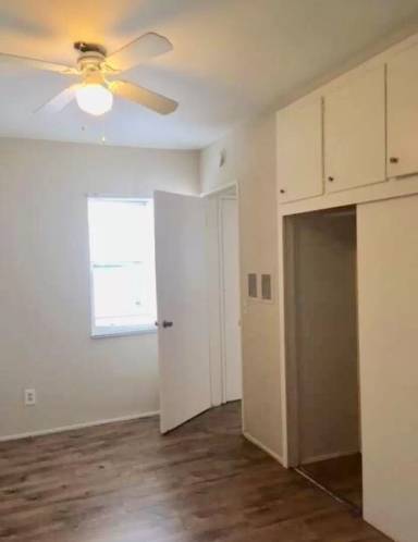 Main picture of 445 Redondo Ave
