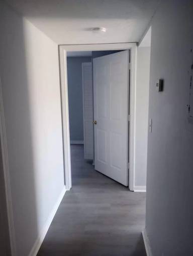 Main picture of 1501 W Jefferson St