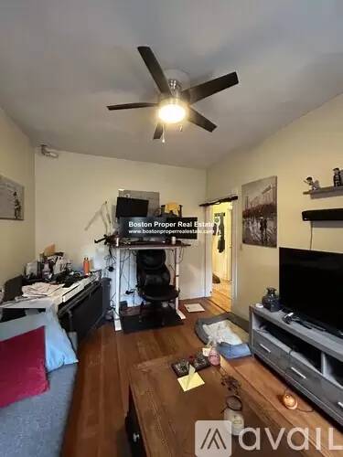 Main picture of 108 Myrtle St