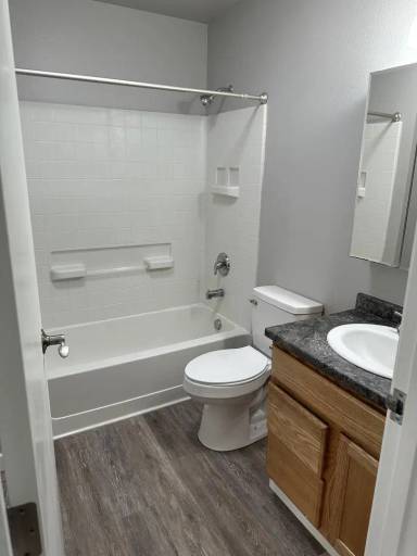 Main picture of Creekwood Park Apartments