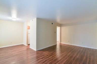 Main picture of 6701 Calmont Ave