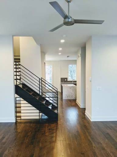 Main picture of 207 Taylor St