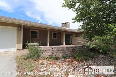 Main picture of 1536 McFarland Rd