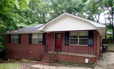 Main picture of 2456 Woodhaven Rd