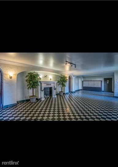 Main picture of Christopher Lincoln Condos