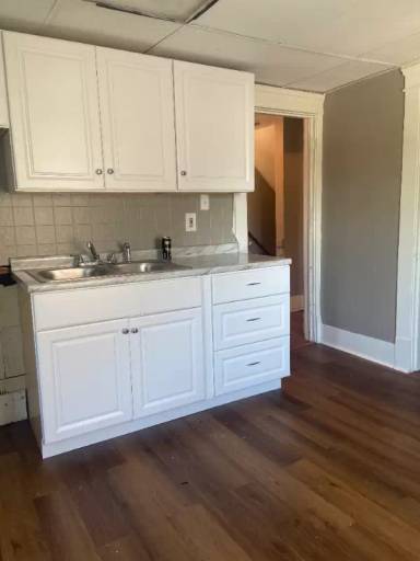 Main picture of 2533 E 31st St