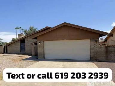 Main picture of 5026 W Vista Ave