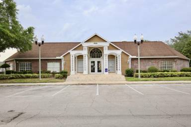 Main picture of Regency Gardens Condos