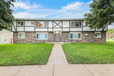 Main picture of 117 Washburn Rd