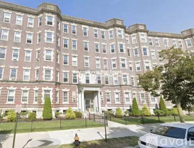 Main picture of 143 Park Dr Apartments
