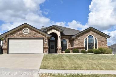 Main picture of 6409 Flag Stone Dr