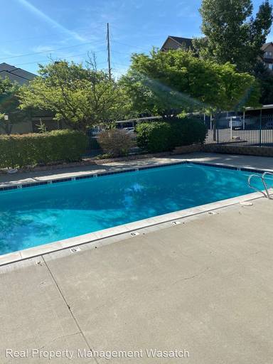 Main picture of 959 E Springcrest Ct
