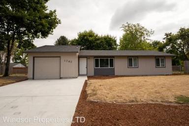 Main picture of 1742 NE 18th Ct