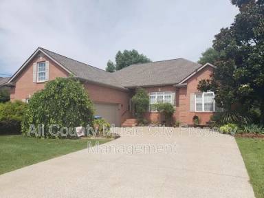 Main picture of 815 Balleycastle Dr