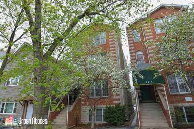 Main picture of 916 N Paulina St