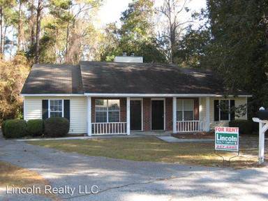 Main picture of 10 Wooddale Dr