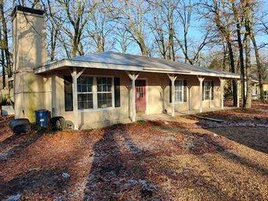 Main picture of 135 Pierce Dr