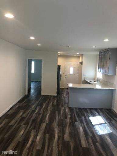 Main picture of 3903 Revere Ave