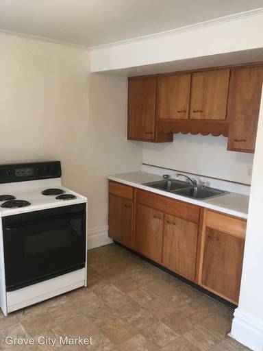 Main picture of 408 E Main St