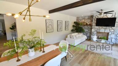 Main picture of 3476 Reynard Way