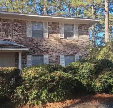 Main picture of 2206 Lily Dr