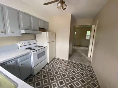 Main picture of 708 E Front St