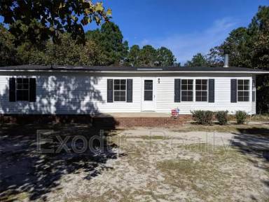 Main picture of 475 Nicole Dr