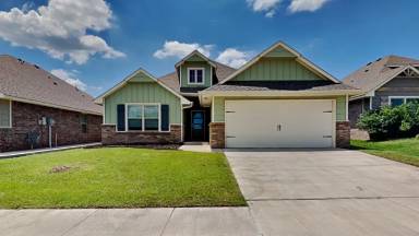 Main picture of 9108 NW 119th St