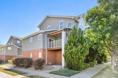Main picture of 7700 E Academy Blvd