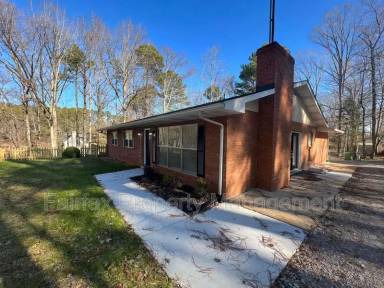 Main picture of 6904 Baywood Dr