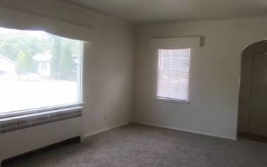 Main picture of 956 E Center St