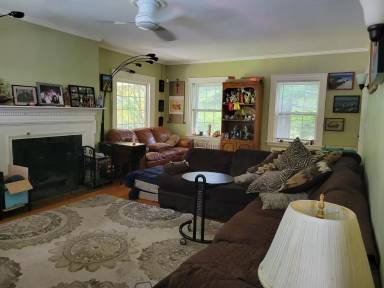 Main picture of 1538 Bouton Rd