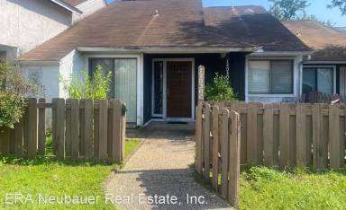 Main picture of 12030 Raintree Dr