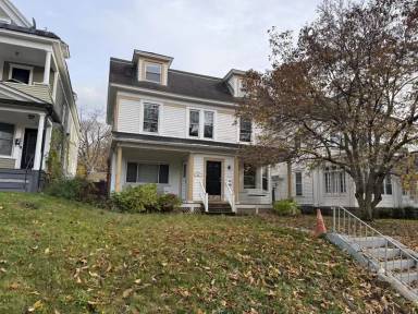 Main picture of 49 S Allen St